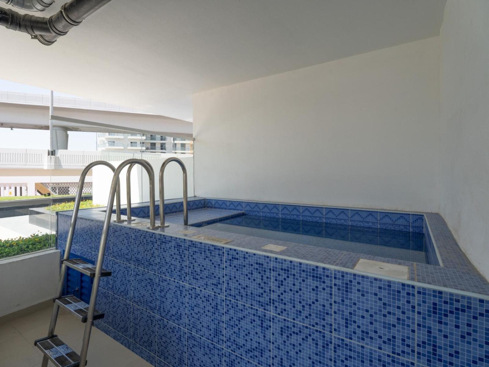 Apartment Comfy And Spacious 2br W Study In Gemz-5 *