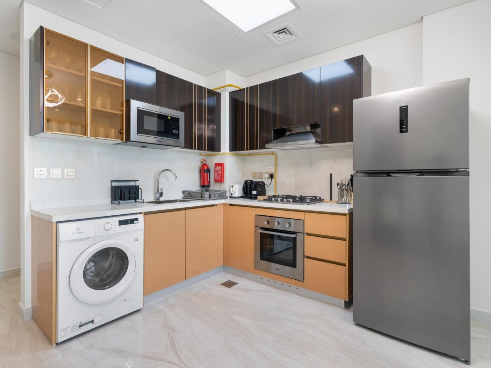 Apartment Comfy And Spacious 2br W Study In Gemz-5 *