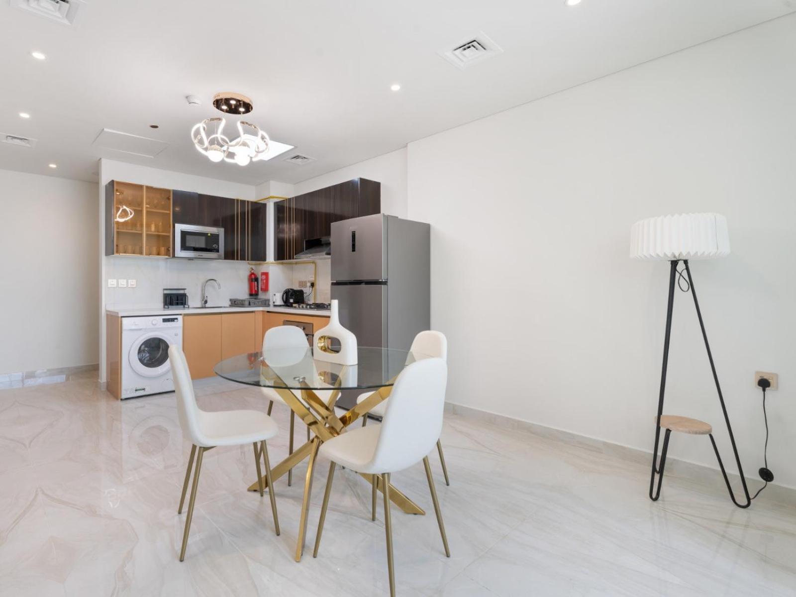Comfy And Spacious 2br W Study In Gemz-5 Dubai