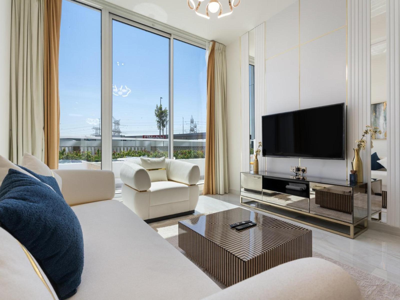 Apartment Comfy And Spacious 2br W Study In Gemz-5 Dubai
